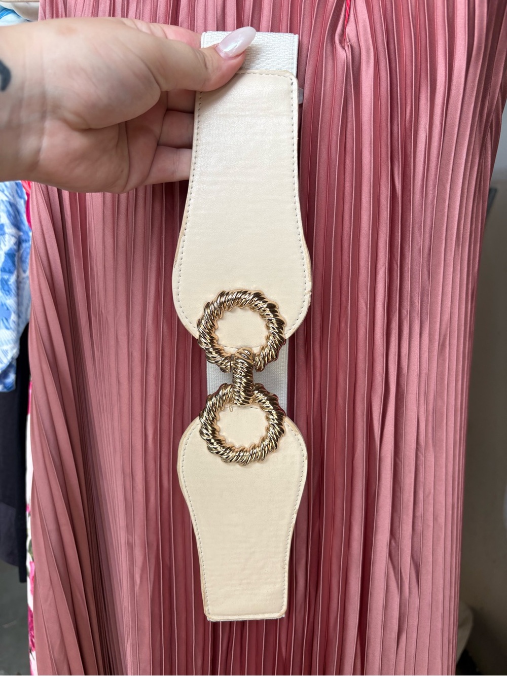Women’s Cream Elastic Waist Belt with Gold Rope Buckle